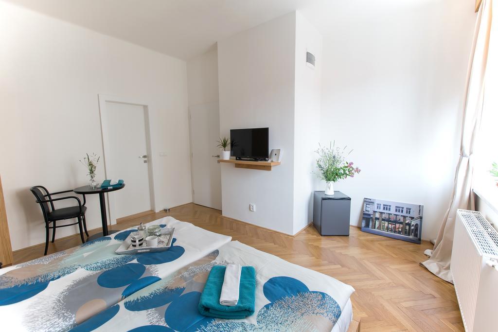 Bed And Breakfast Placzek Brno Exterior photo